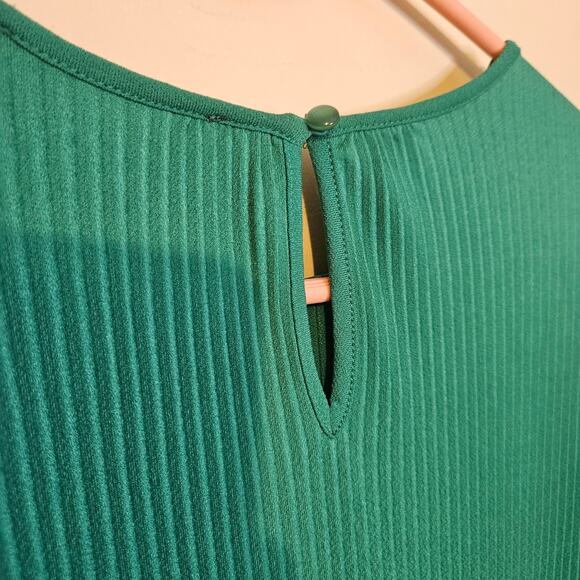 Adrianna Papell Irish Green Size Medium M Ribbed Pleated Blouse Polyester - Picture 6 of 11